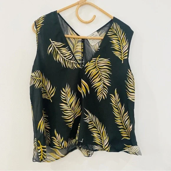 Forte forte 100% silk desert leaf print voile top in black and gold - Picture 5 of 14